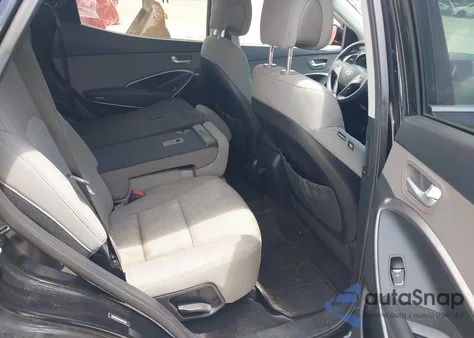 2017 Hyundai Santa Fe Sport 2.4L z USA, uszkodzony, nr VIN 5NMZTDLB9HH012890